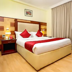 Oyo 10719 Mermaid Hotel