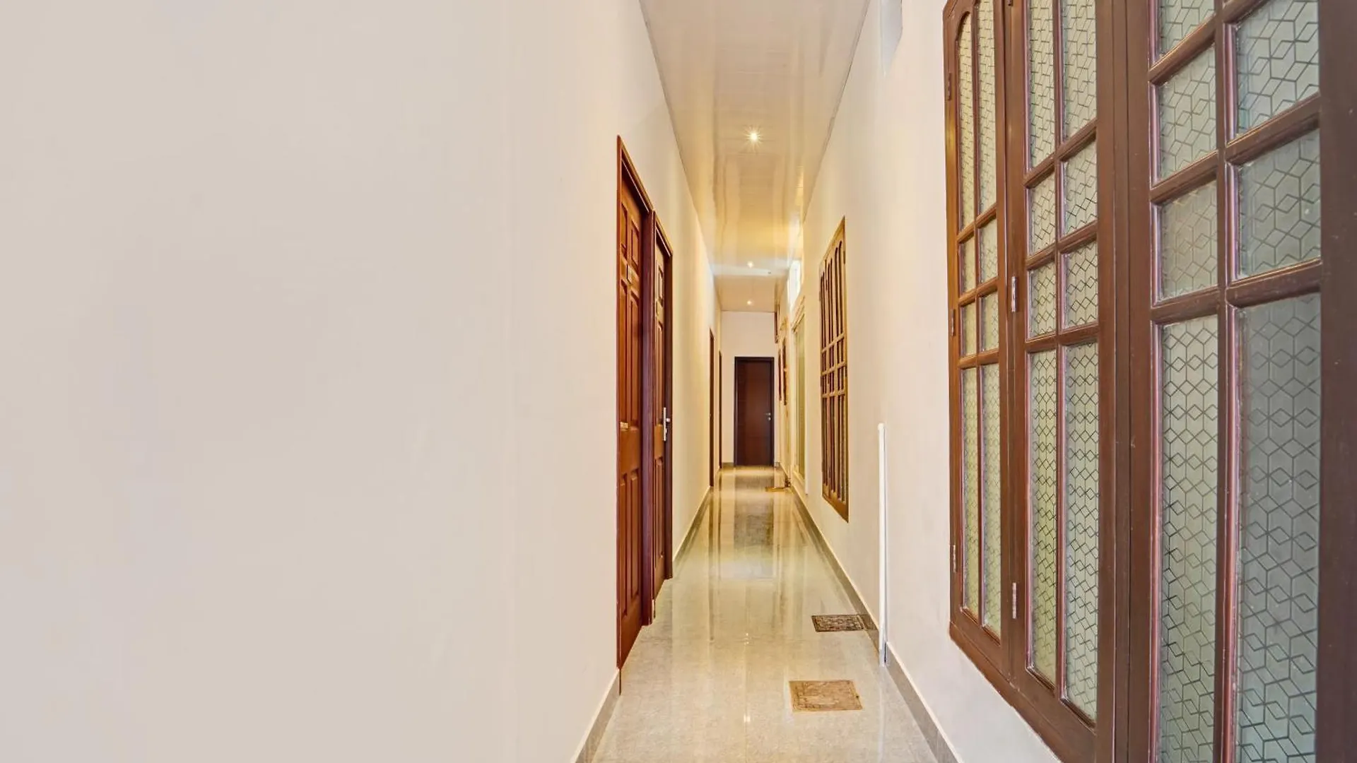 **** Hotel Super Collection O Vazhakkala Kakkanad Kochi India